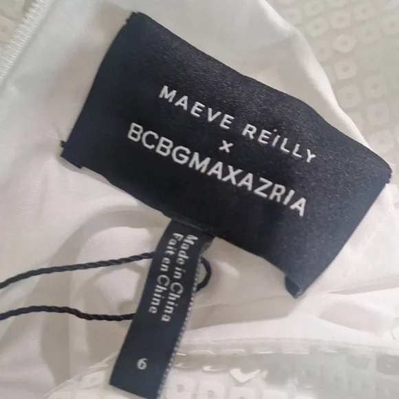 BCBG MaxAzria Runway White Sequined Dress - Picture 14 of 17